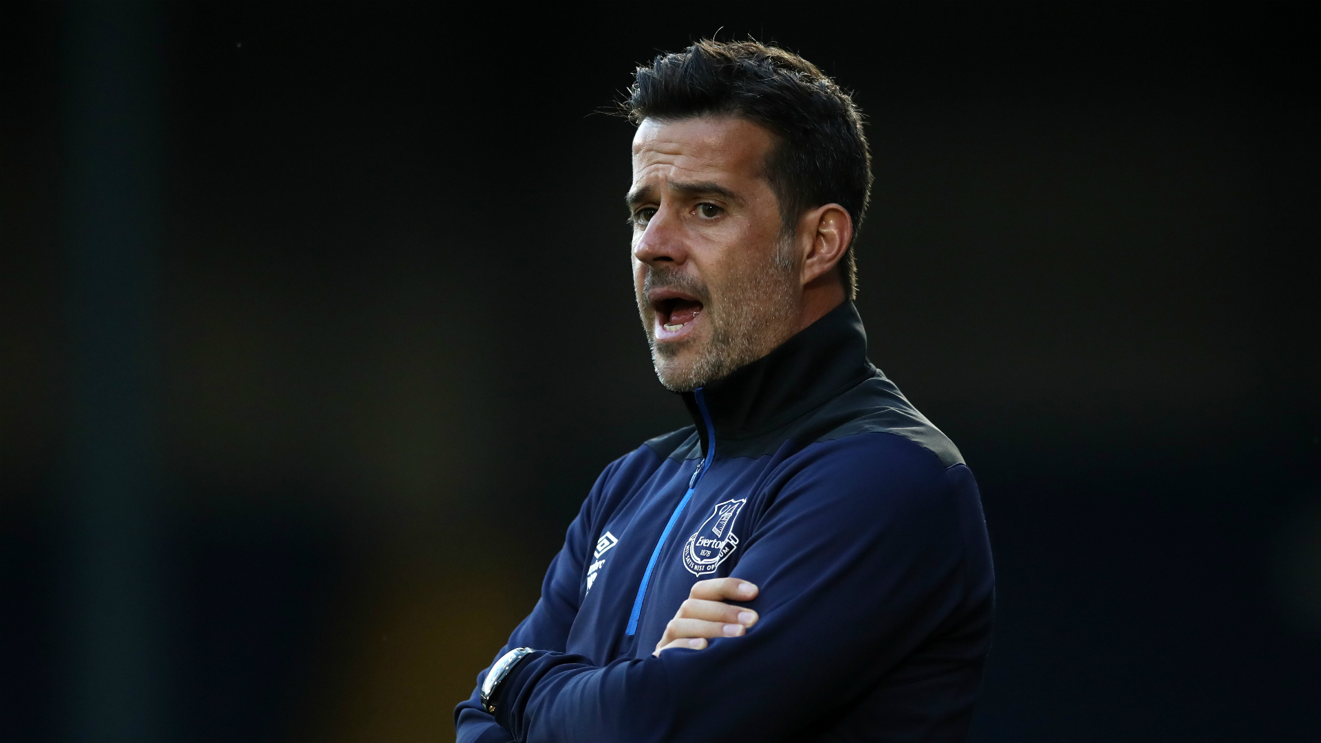 领球队挺过 领球队挺过